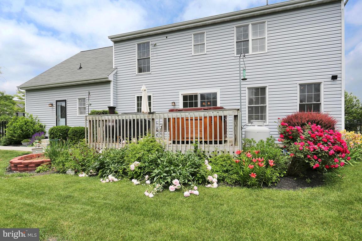 4 Crimson Lane Lititz, PA 17543 - Photo 19 of 22 Gallery Image 19