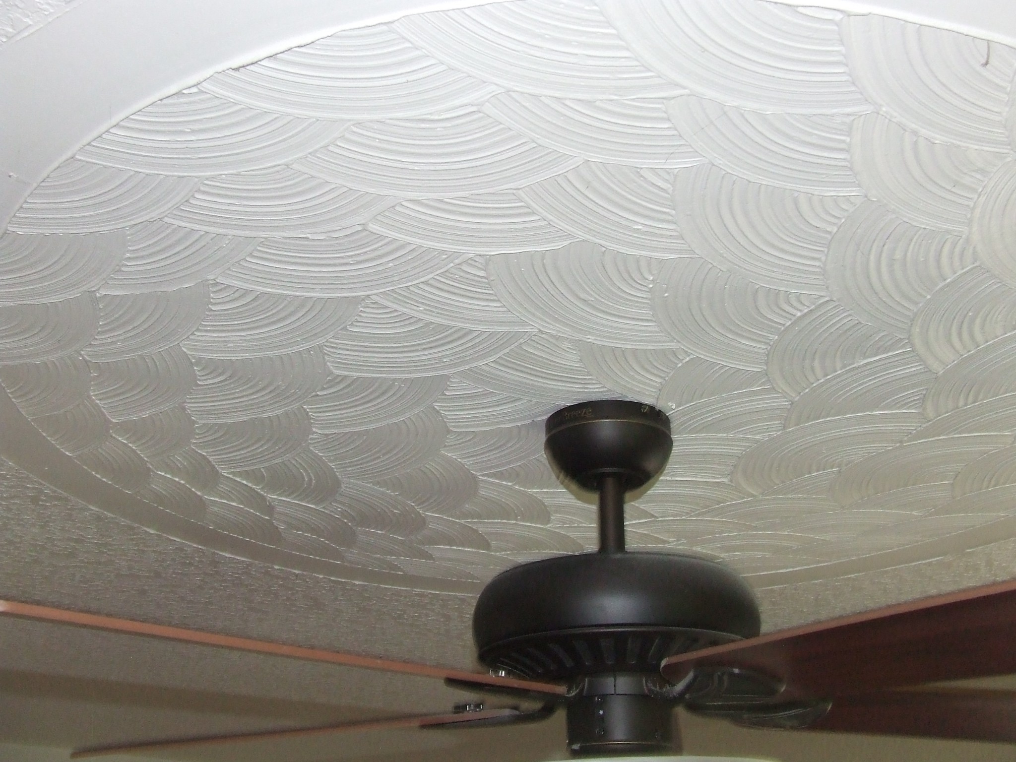 60 Sneed Road McMinnville, TN 37110 - Photo 22 of 30 a vase of flowers sitting on a table