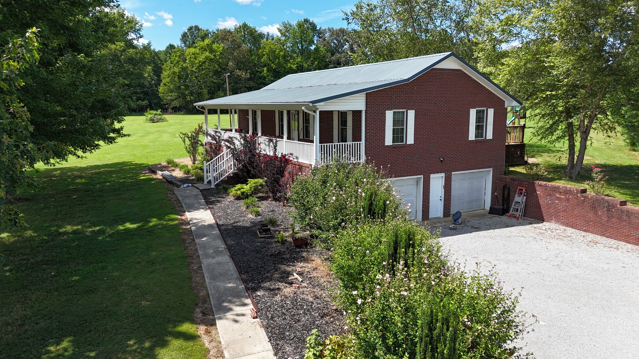 60 Sneed Road McMinnville, TN 37110 - Photo 4 of 30 a front view of a house with a yard