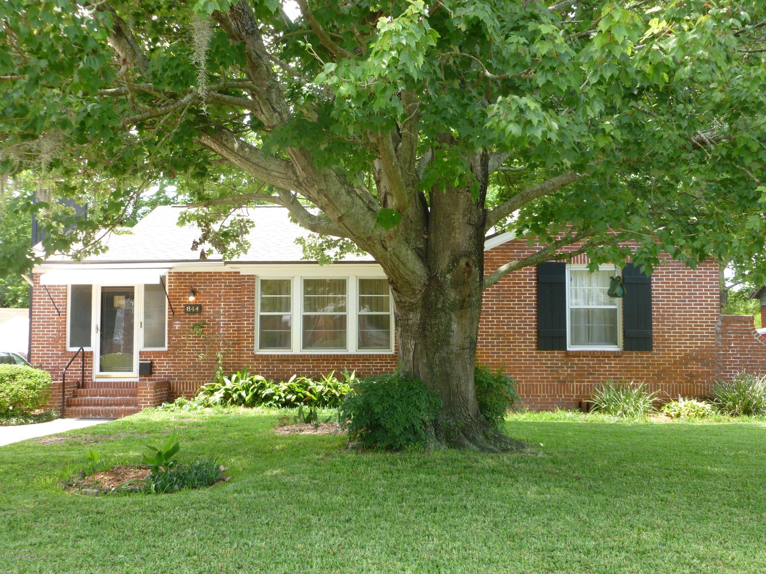 844 South Shores Road Jacksonville, FL 32207 - Photo 1 of 27 Front