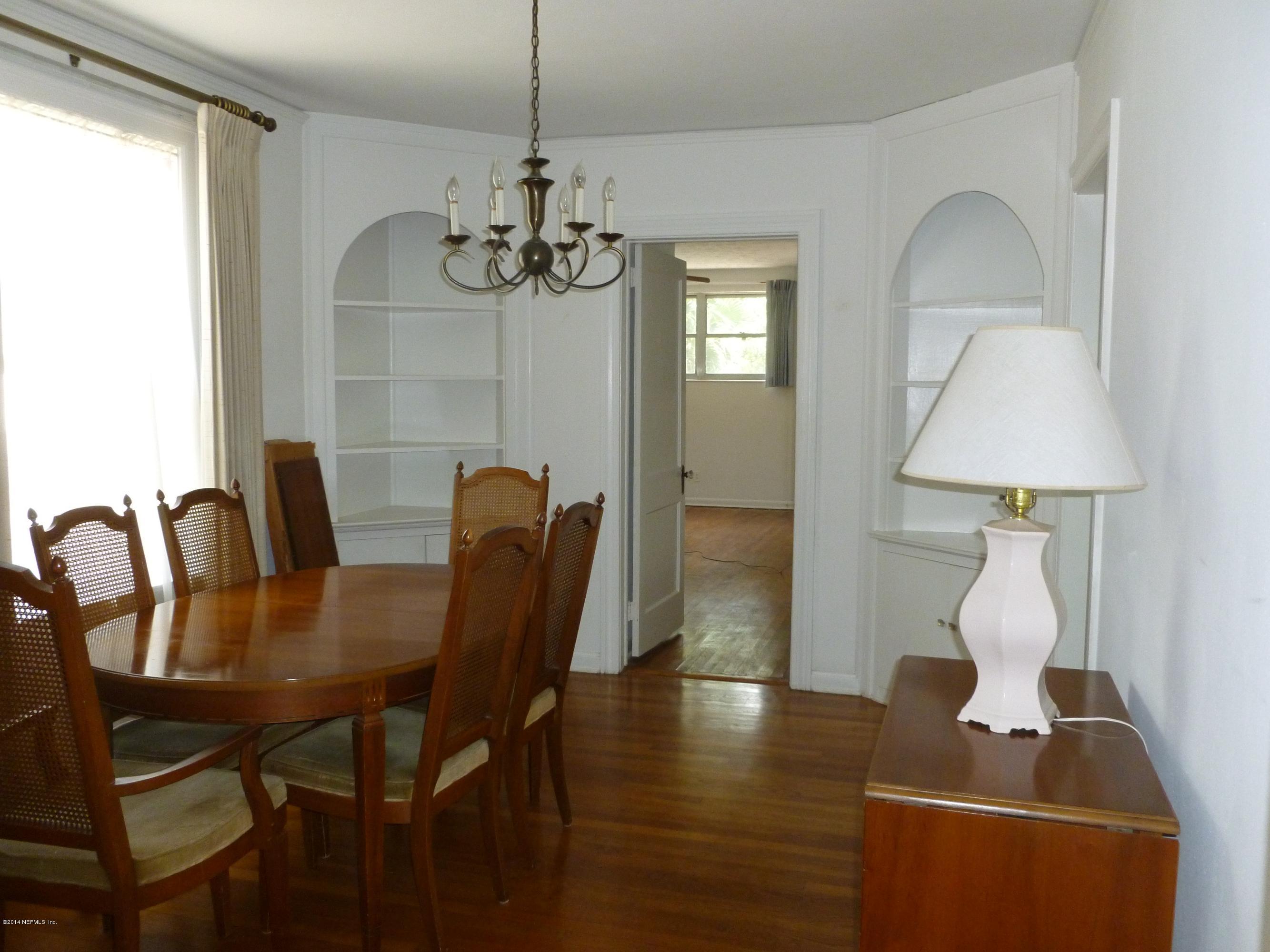 844 South Shores Road Jacksonville, FL 32207 - Photo 9 of 27 Dining Room