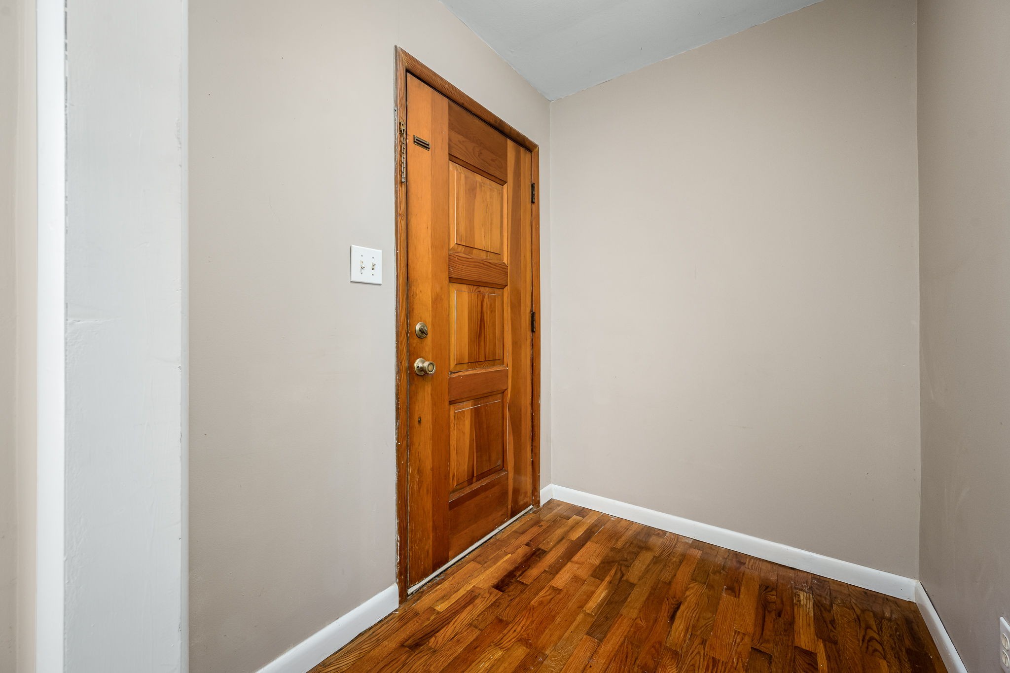 8 West Point Drive Fayetteville, TN 37334 - Photo 5 of 45 a view of an empty room with closet and wooden floor