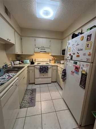 $200,000 | 2690 Coral Landings Boulevard, Unit 127, Palm Harbor, FL 34684