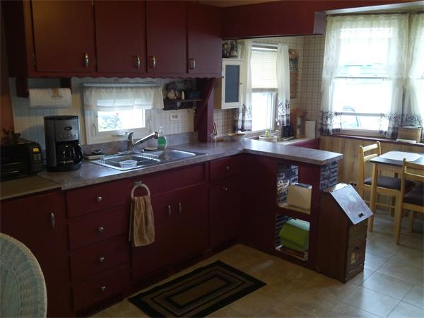 16 4th Avenue Ware, MA 01082 - Photo 3 of 8 Gallery Image 3