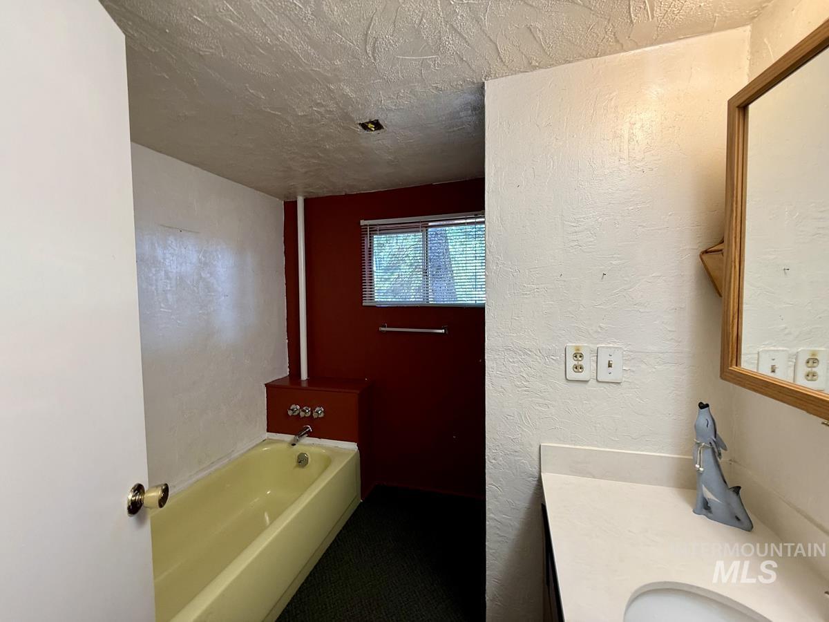 9 Victoria Way Cascade, ID 83611 - Photo 9 of 21