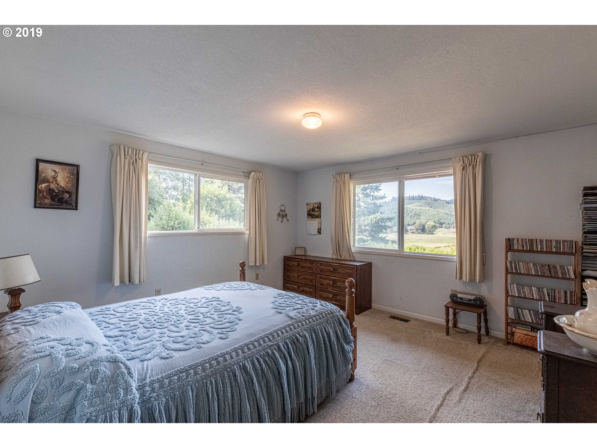 61011 Selander Road Coos Bay, OR 97420 - Photo 17 of 30 Bedroom, Primary