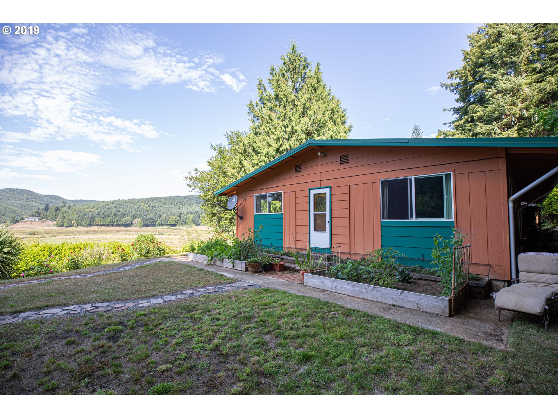 61011 Selander Road Coos Bay, OR 97420 - Photo 27 of 30 Gallery Image 27
