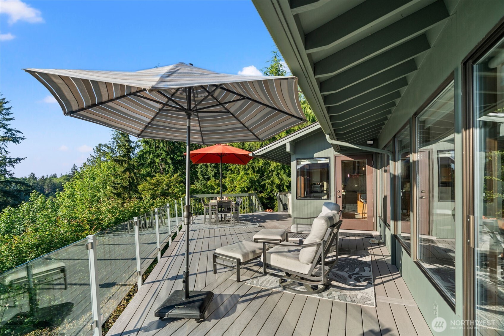 7025 156th Street Southwest Edmonds, WA 98026 - Photo 23 of 40