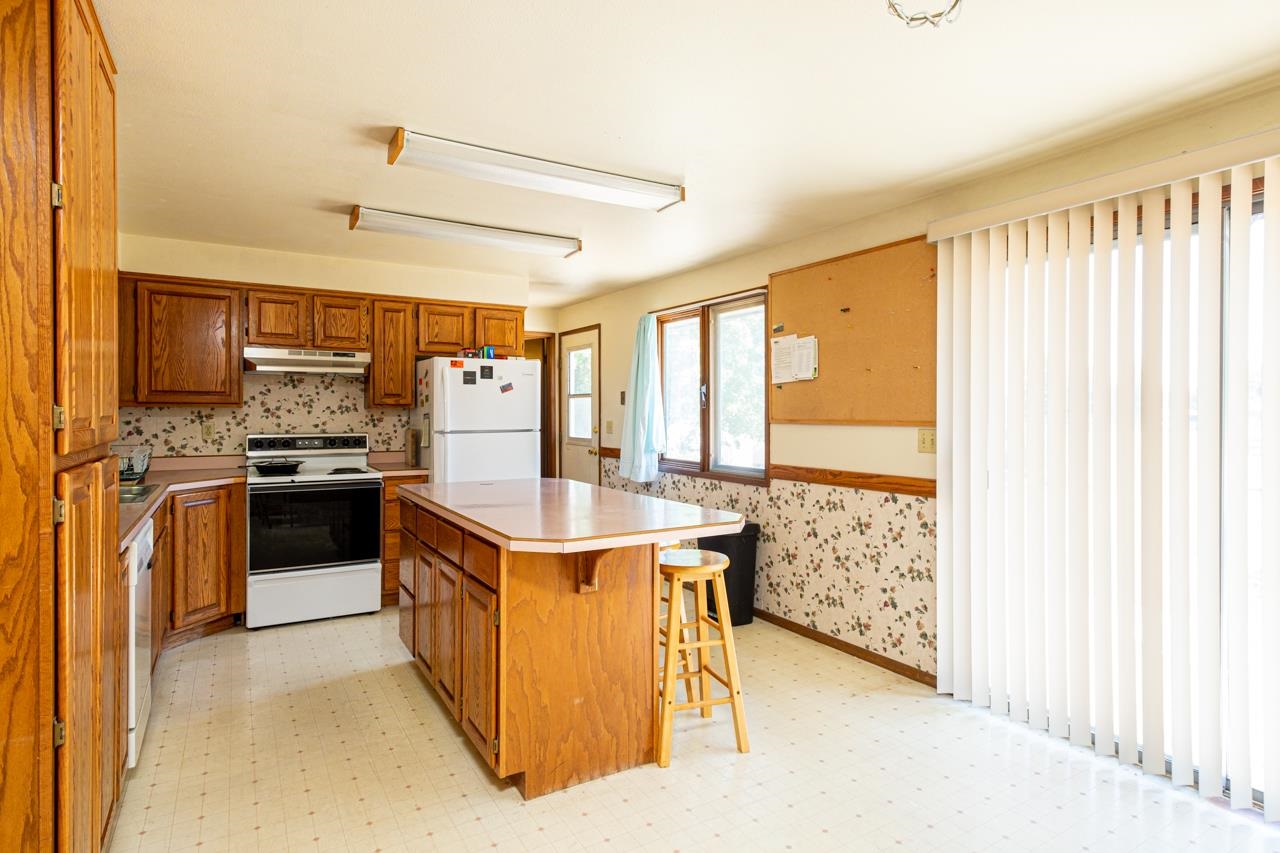 721 South Hodges Road Spokane Valley, WA 99016 - Photo 3 of 18