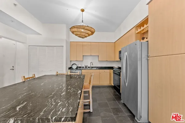 $469,999 | 388 East Ocean Boulevard, Unit 412, Long Beach, CA 90802