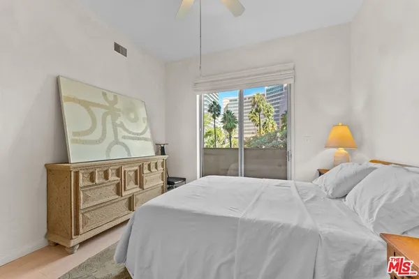 $469,999 | 388 East Ocean Boulevard, Unit 412, Long Beach, CA 90802