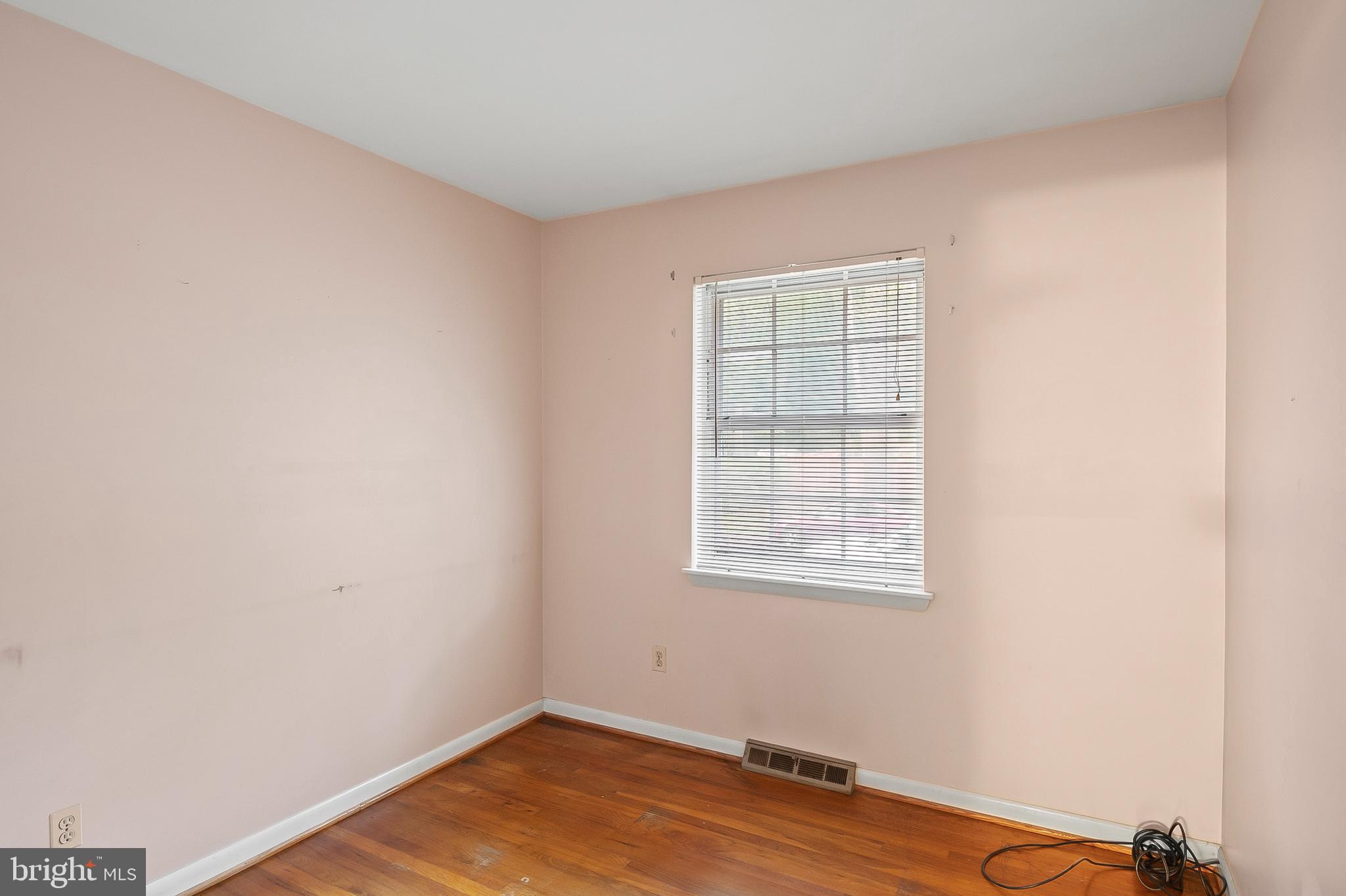 3724 Nile Road Davidsonville, MD 21035 - Photo 15 of 36 Bedroom 2