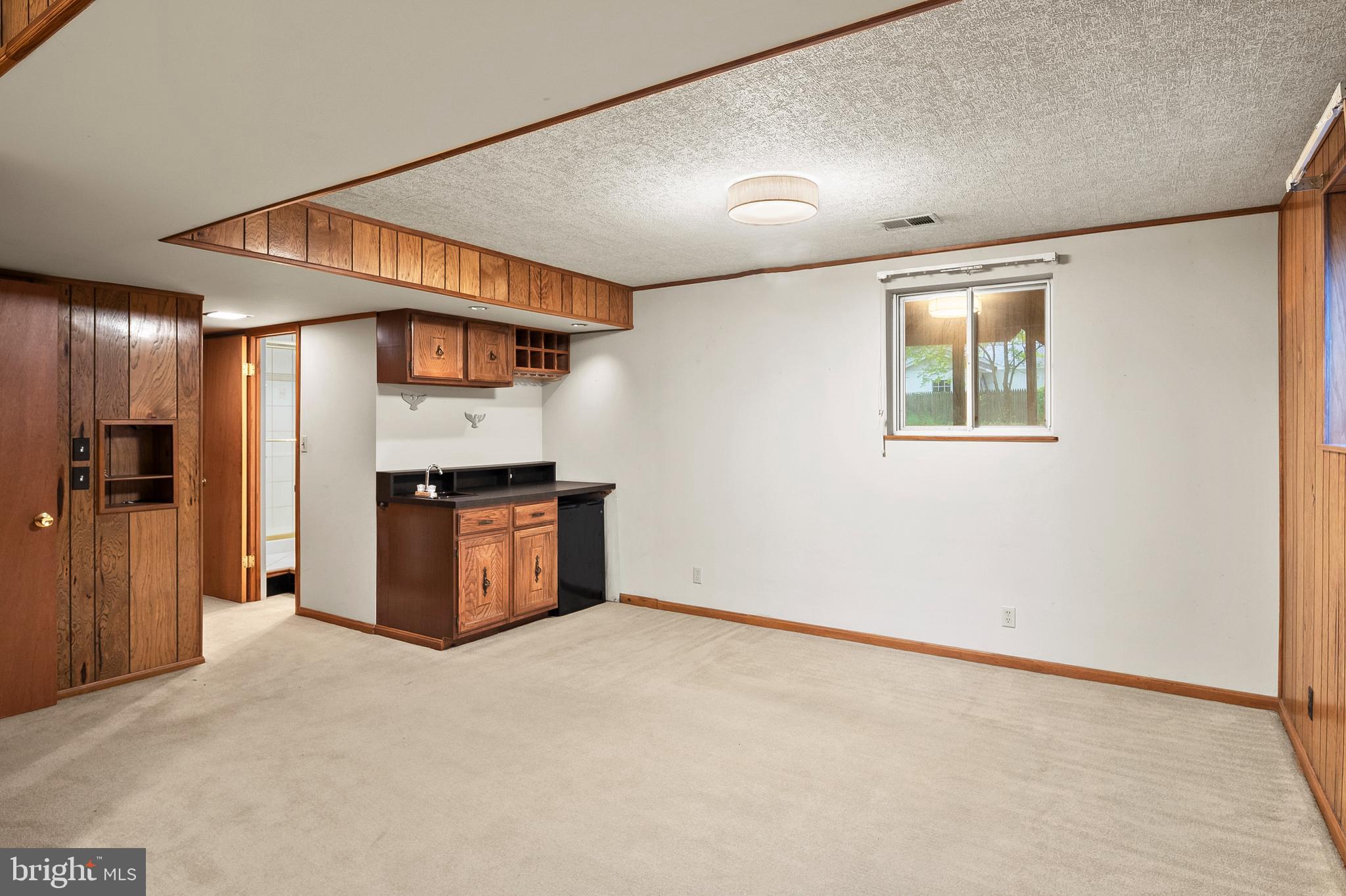 3724 Nile Road Davidsonville, MD 21035 - Photo 20 of 36 Family Room (alt view)