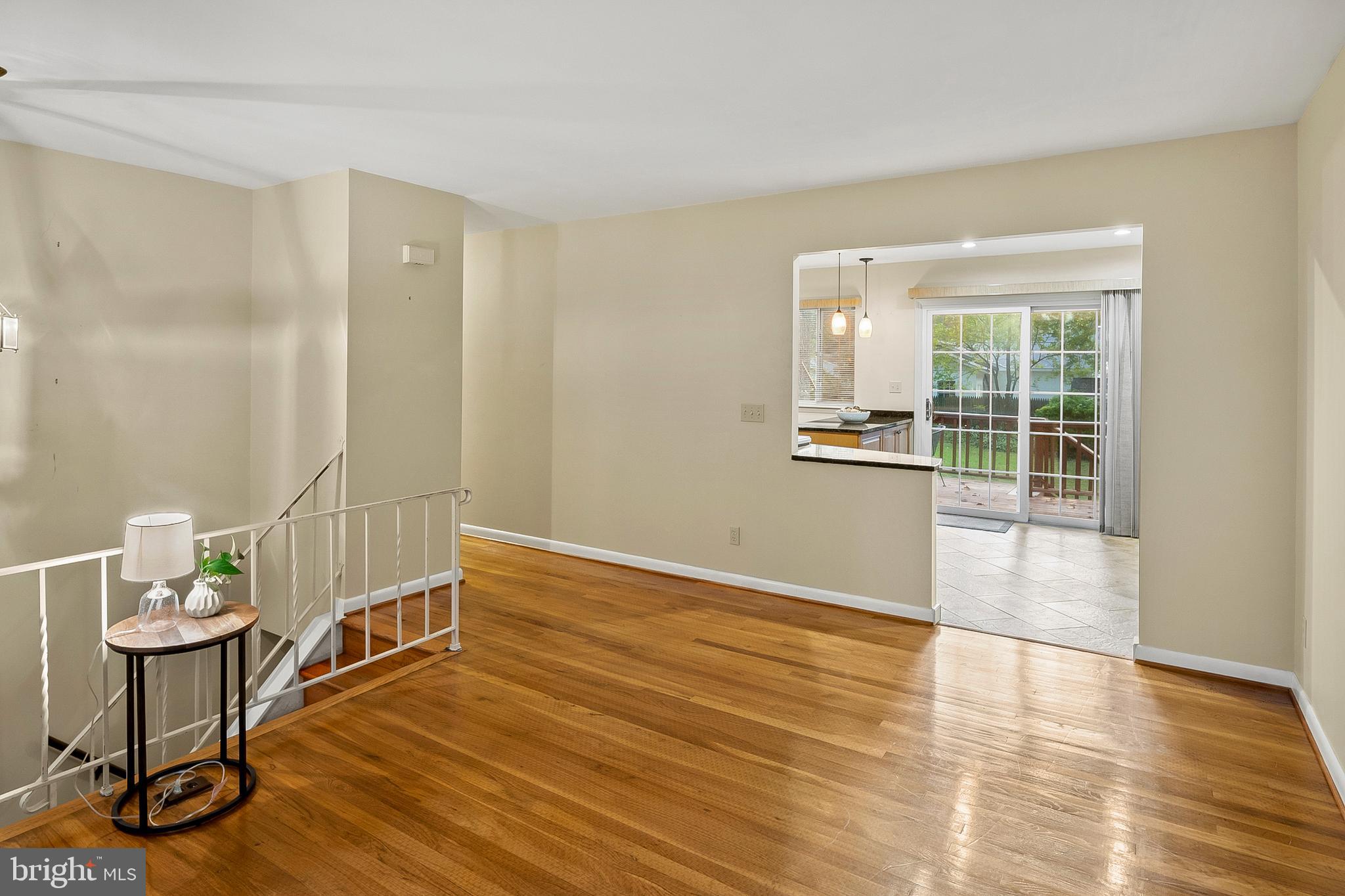 3724 Nile Road Davidsonville, MD 21035 - Photo 7 of 36 Living Room (alt view)