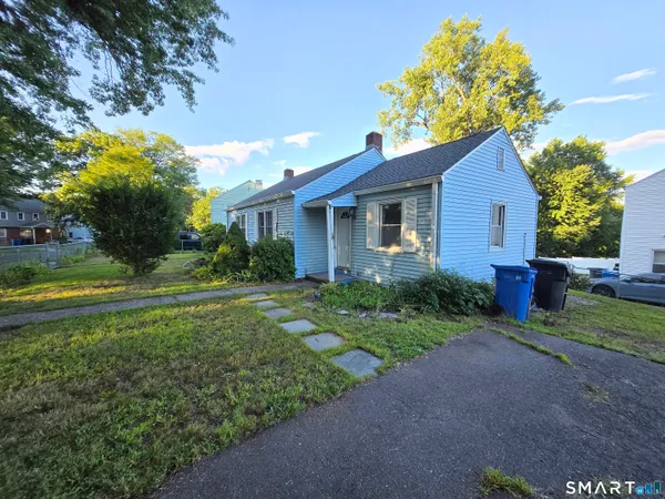 $275,000 | 6-8 Lebanon Street, Hartford, CT 06112