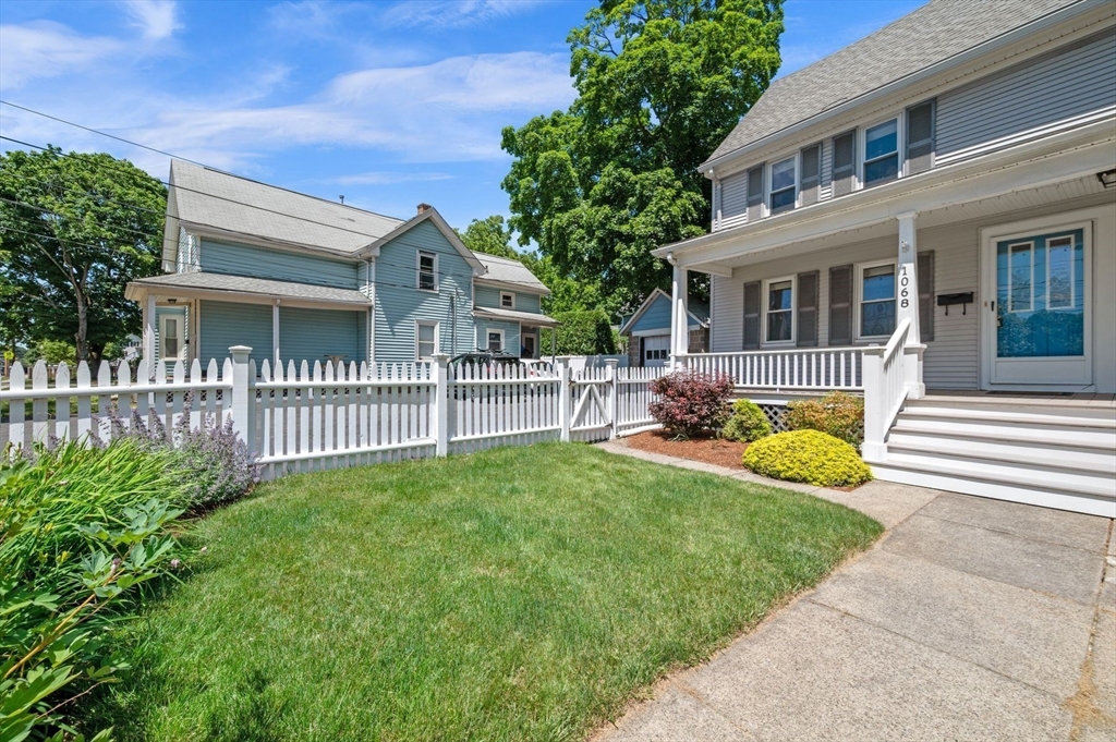 1068 Main Street, Unit 1068 Wakefield, MA 01880 - Photo 2 of 19