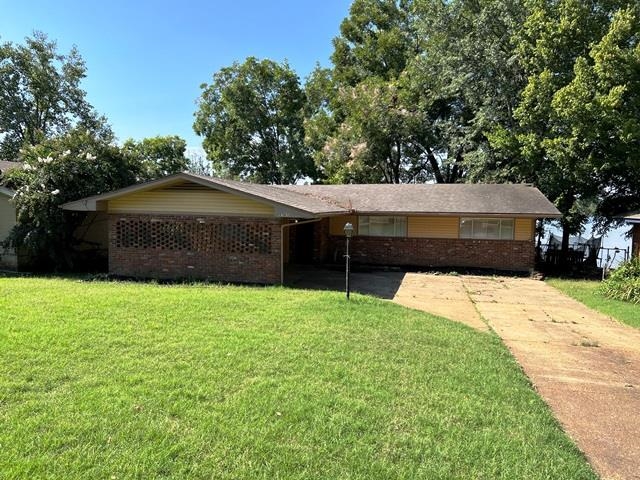 5183 Sea Shore Road Memphis, TN 38109 - Photo 1 of 17 Gallery Image 1