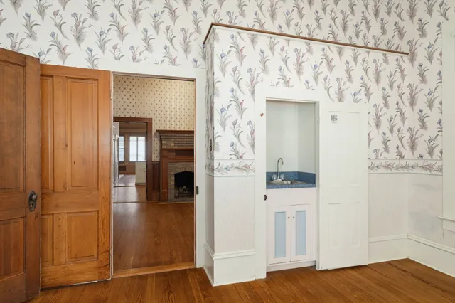 $649,000 | 415 Peabody Street, Brenham, TX 77833