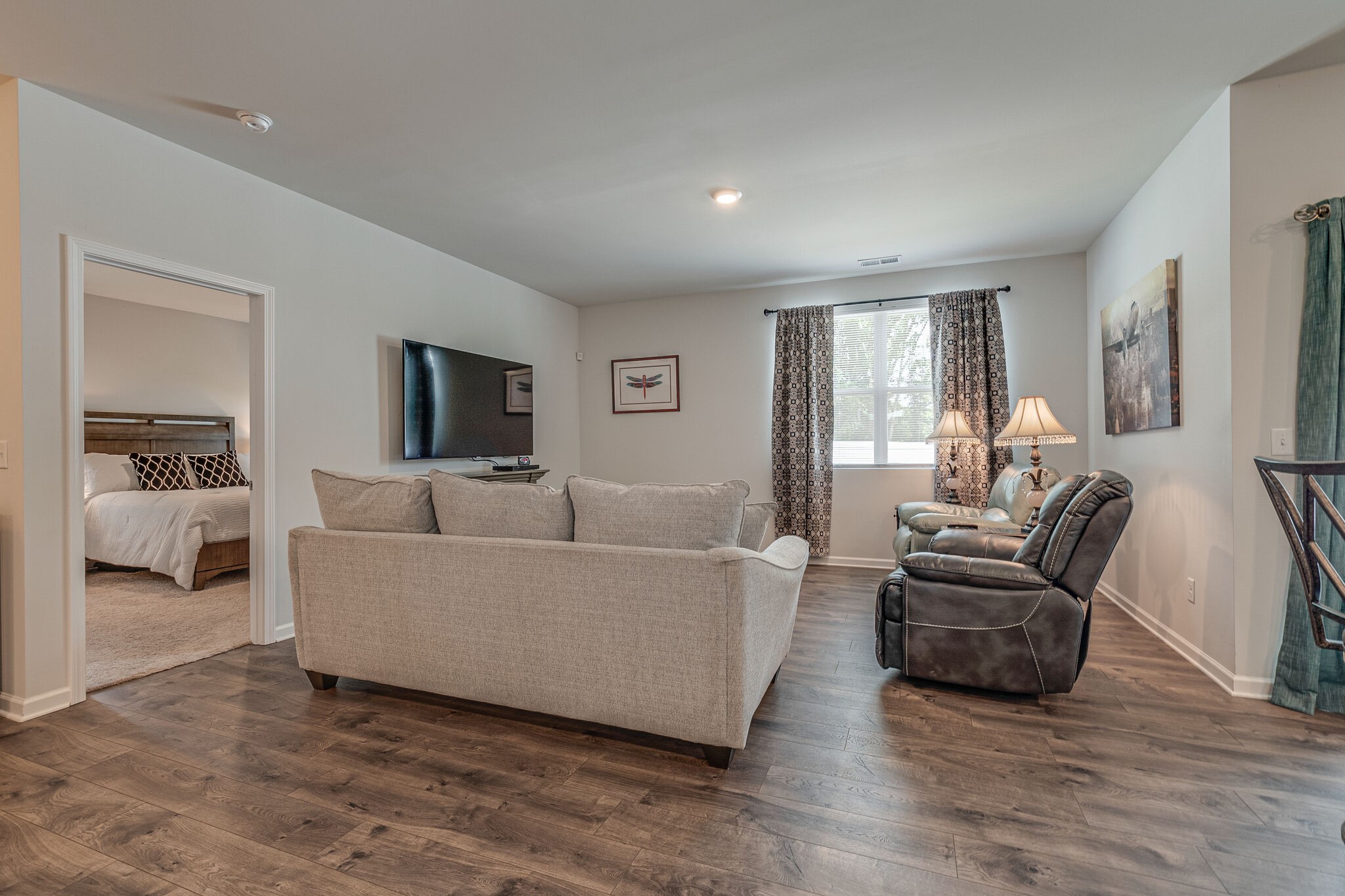 1122 Woodbridge Boulevard Lebanon, TN 37090 - Photo 10 of 30 a living room with furniture and a window