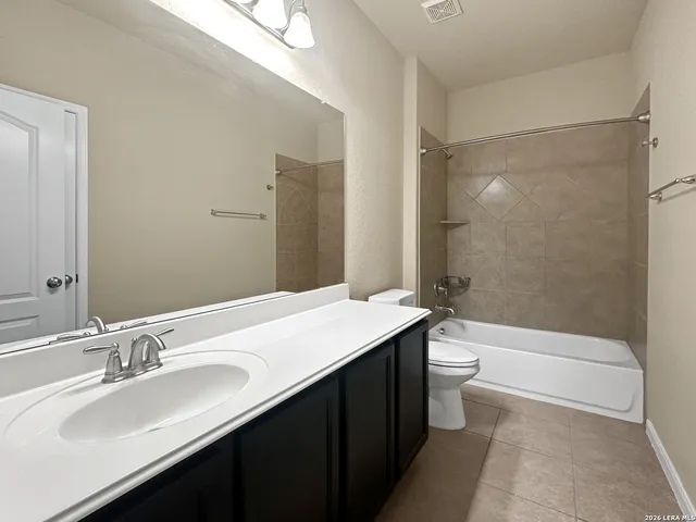 $289,900 | 851 Noel Forest, New Braunfels, TX 78130