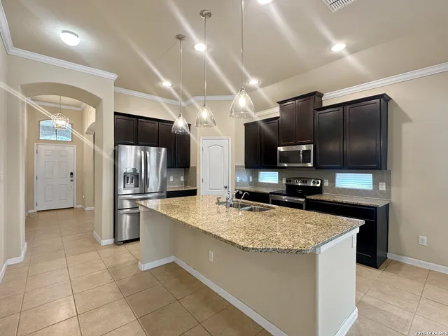 $289,900 | 851 Noel Forest, New Braunfels, TX 78130