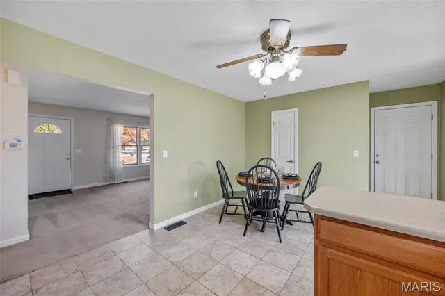 $260,000 | 36 Cloverdale Drive, St. Charles, MO 63304