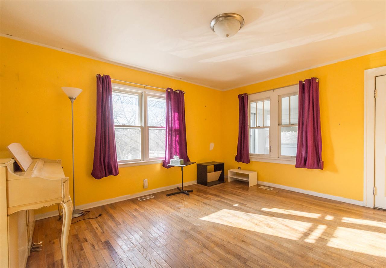 2208 West Arlington Road Bloomington, IN 47404 - Photo 4 of 12 Gallery Image 4