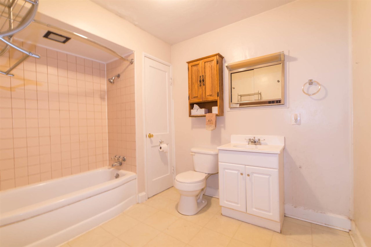 2208 West Arlington Road Bloomington, IN 47404 - Photo 7 of 12 Gallery Image 7