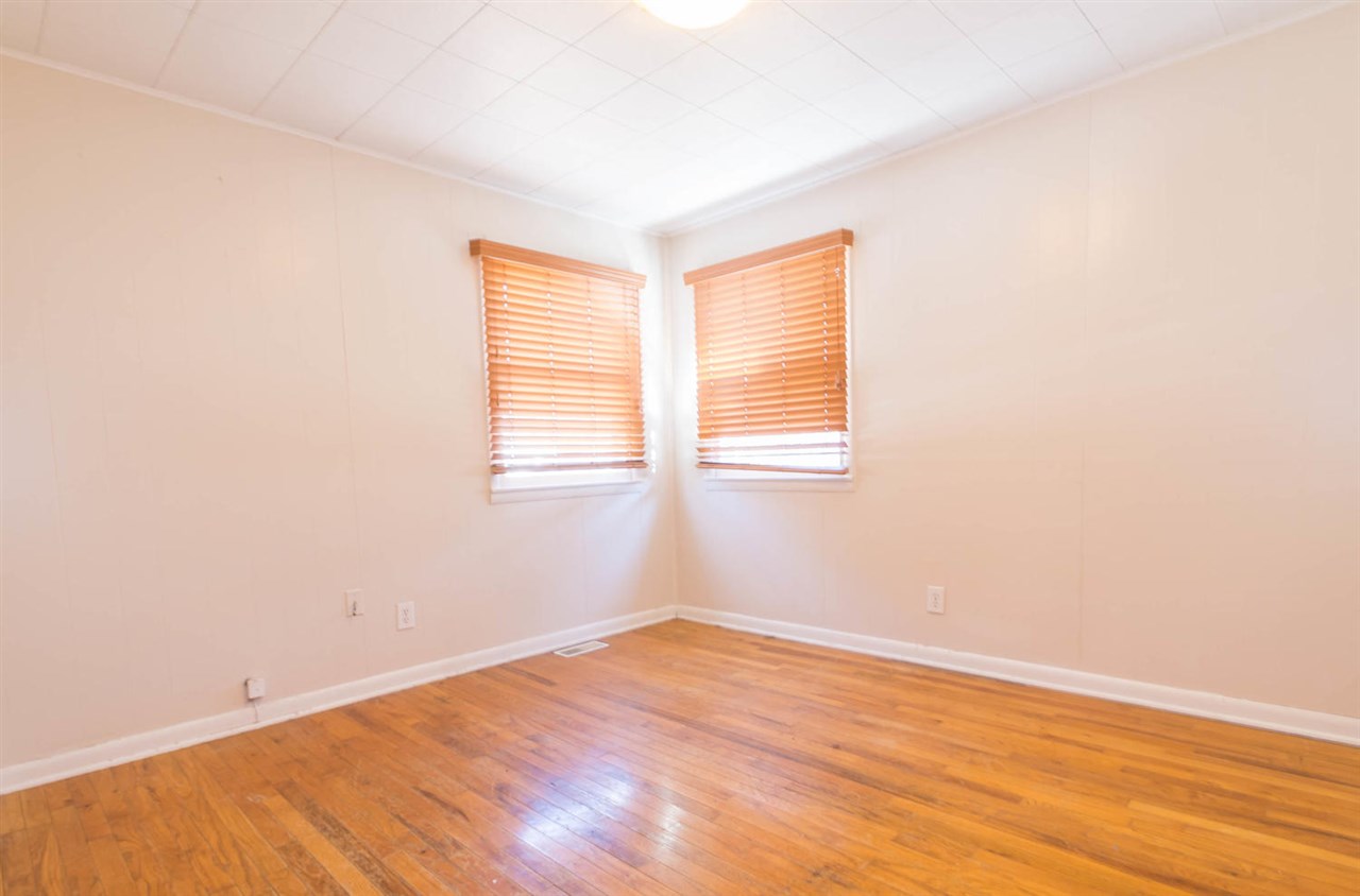 2208 West Arlington Road Bloomington, IN 47404 - Photo 8 of 12 Gallery Image 8