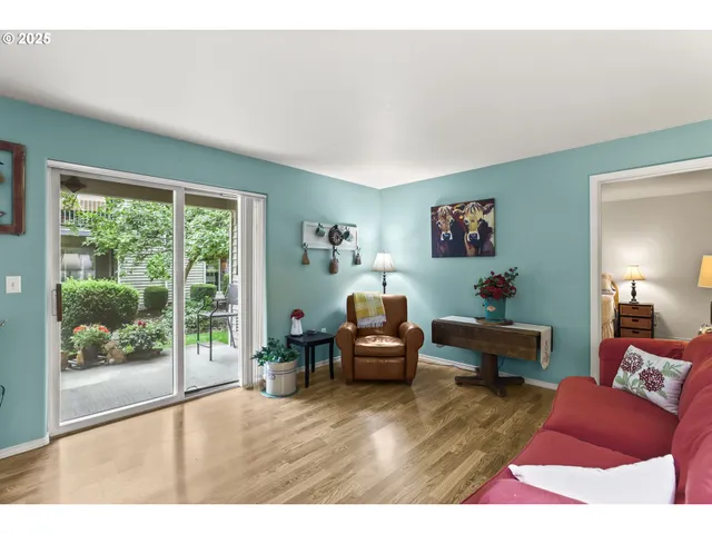 $268,000 | 4606 West Powell Boulevard, Unit 162, Gresham, OR 97030