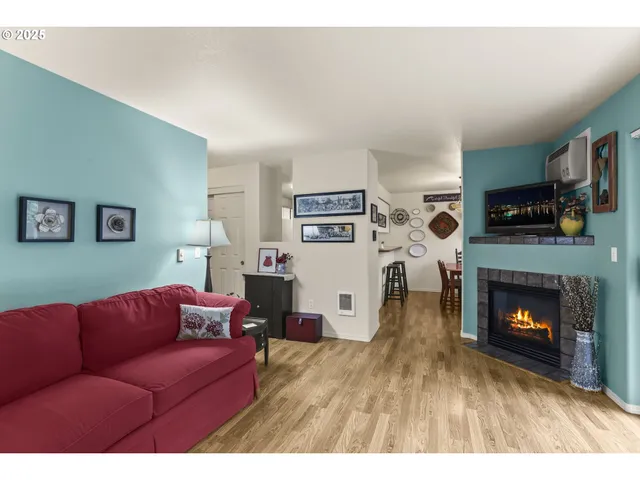 $268,000 | 4606 West Powell Boulevard, Unit 162, Gresham, OR 97030