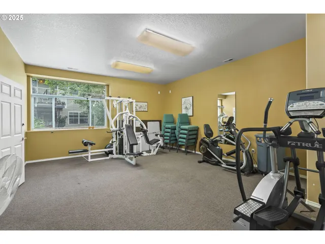$268,000 | 4606 West Powell Boulevard, Unit 162, Gresham, OR 97030