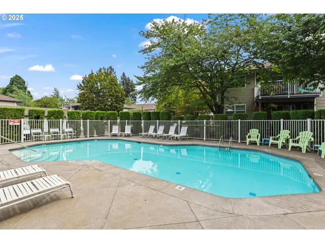 $268,000 | 4606 West Powell Boulevard, Unit 162, Gresham, OR 97030