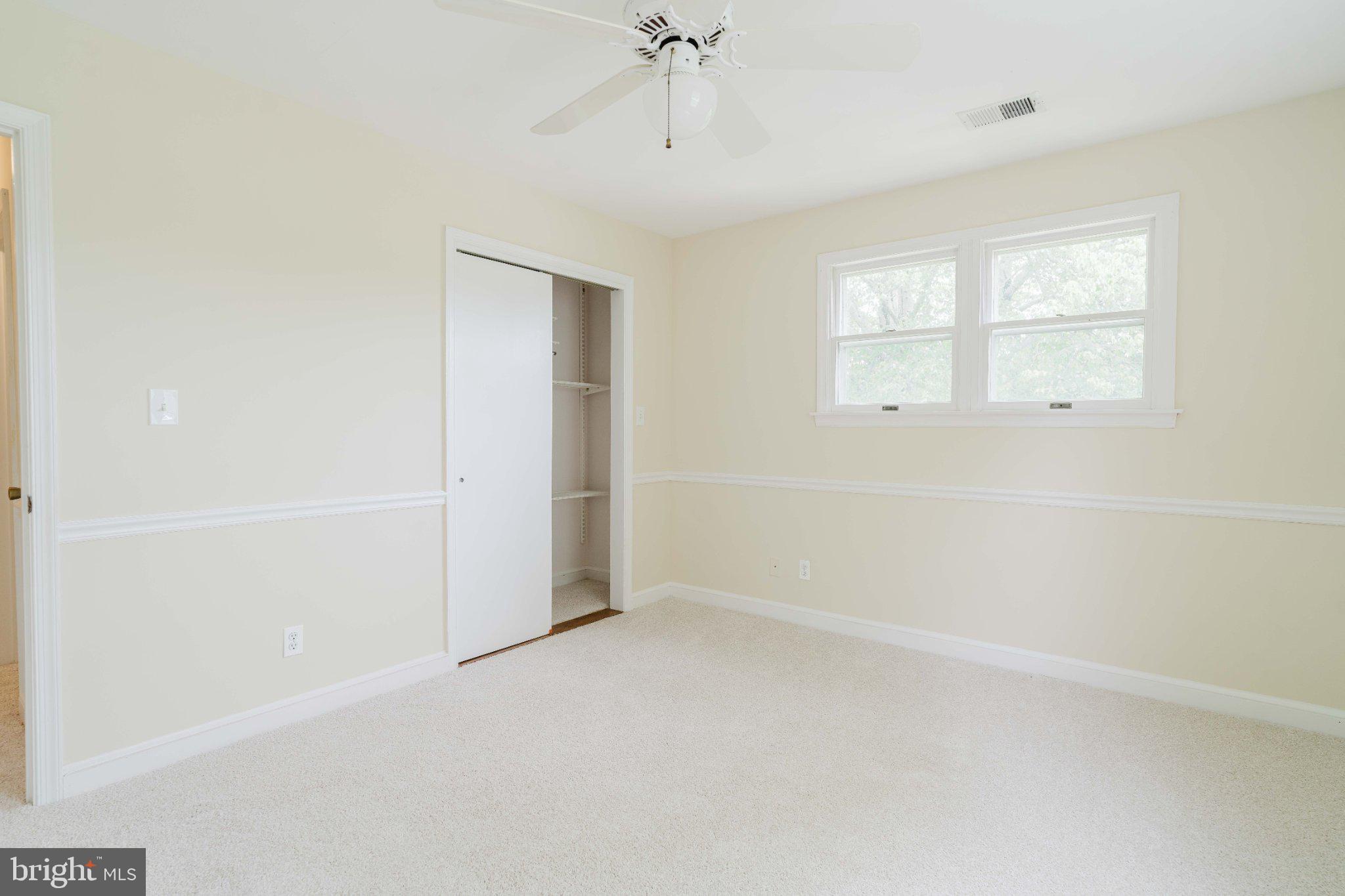 10200 Duvawn Place Silver Spring, MD 20902 - Photo 24 of 42 Bright and airy blank canvas room.