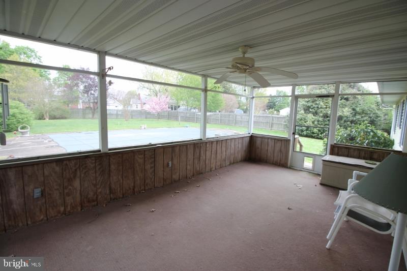 503 Decatur Place Easton, MD 21601 - Photo 25 of 39 Screened porch