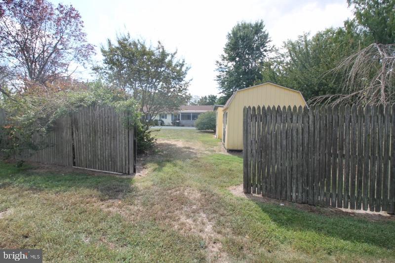 503 Decatur Place Easton, MD 21601 - Photo 39 of 39 Fencing to back yard