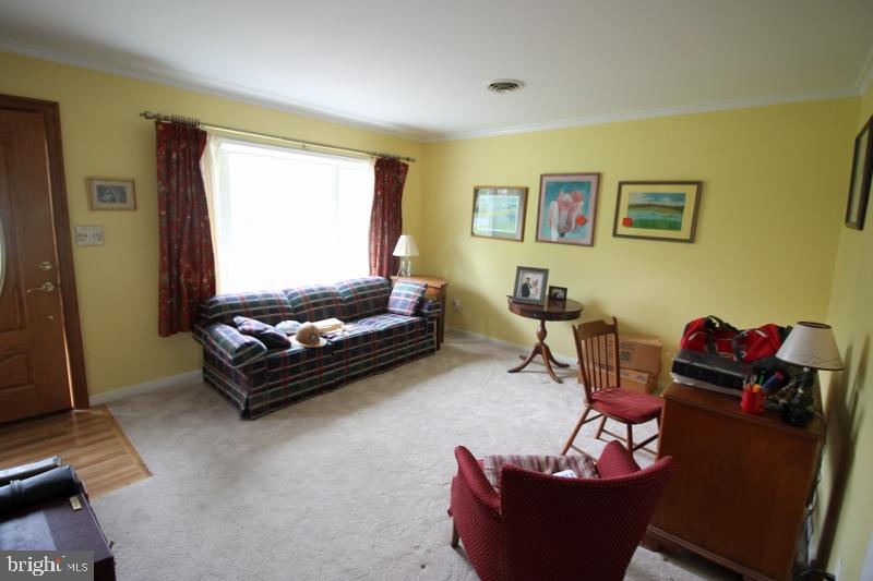 503 Decatur Place Easton, MD 21601 - Photo 9 of 39 Living room
