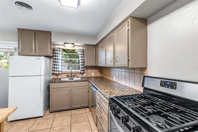 $2,795 | 704 Downing Drive, Richardson, TX 75080