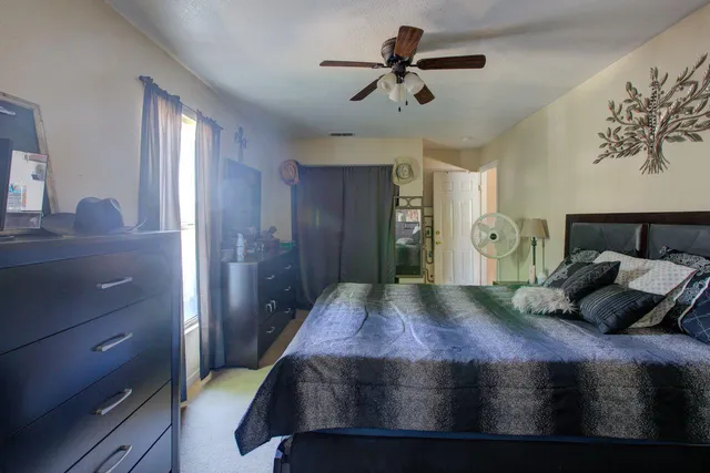 a view of hallway with washer and dryer