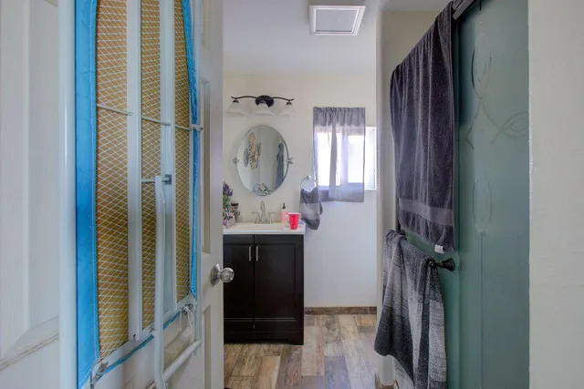 a view of a storage & utility room