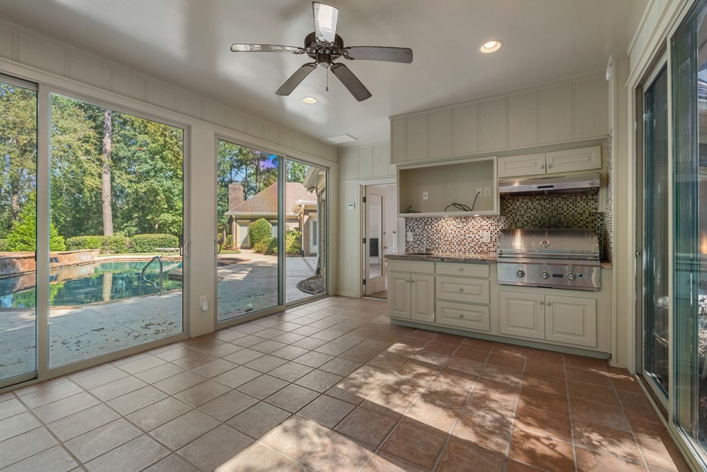 7249 Leighton Road Columbus, GA 31904 - Photo 22 of 52 Sun Room