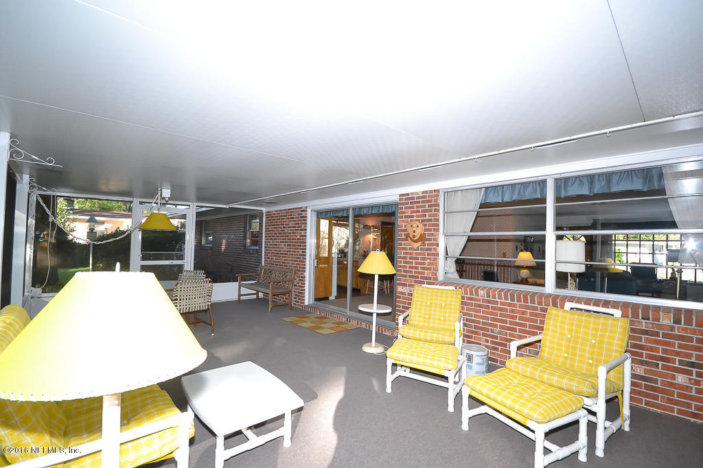 6170 Bartram Road Jacksonville, FL 32216 - Photo 21 of 26 Screened porch