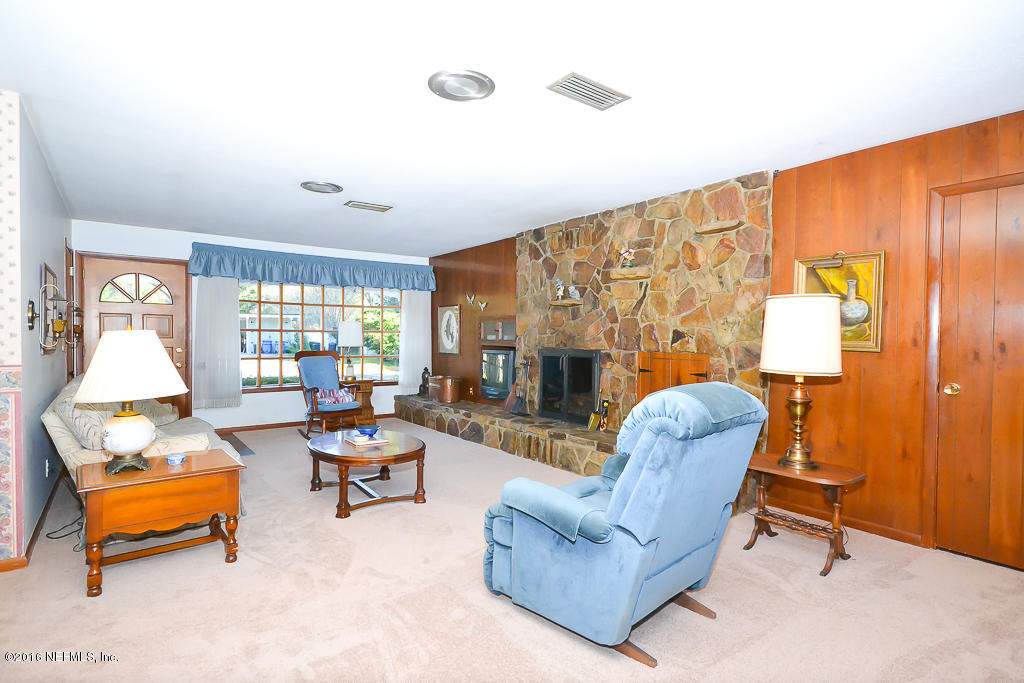 6170 Bartram Road Jacksonville, FL 32216 - Photo 4 of 26 Living room
