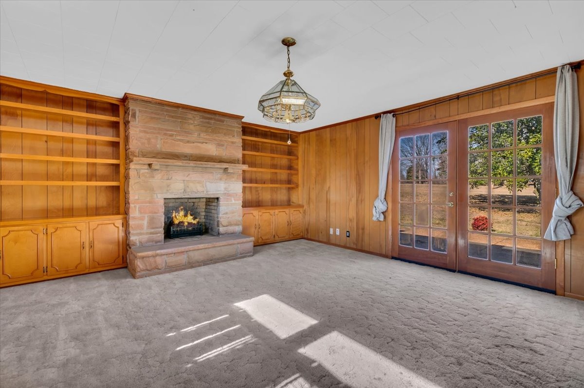 1867 Shellsford Road McMinnville, TN 37110 - Photo 9 of 23