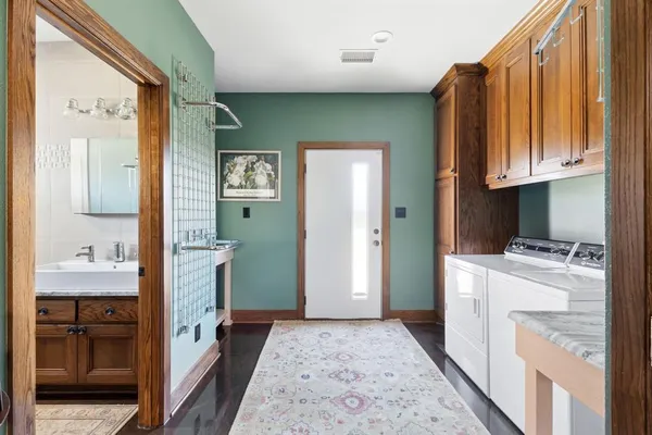 $3,399,000 | 1818 County Road 1151, Cumby, TX 75433