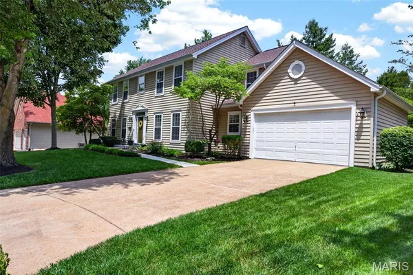 $550,000 | 255 Towers Creek Place, St. Charles, MO 63304