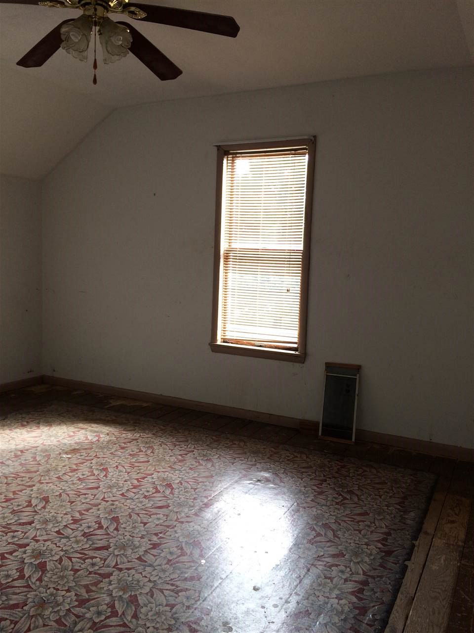 1409 Lima Road Kendallville, IN 46755 - Photo 5 of 21