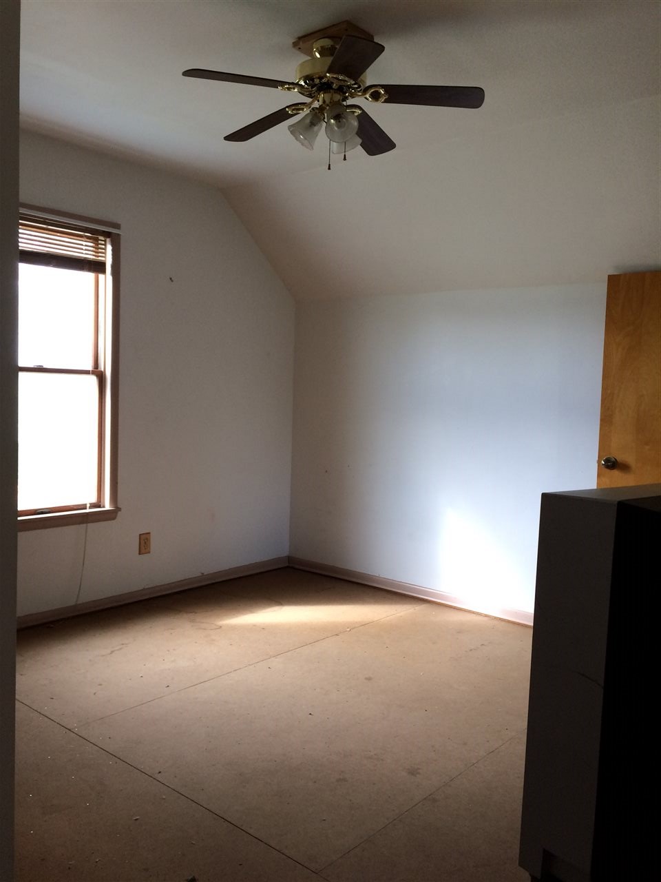 1409 Lima Road Kendallville, IN 46755 - Photo 10 of 21