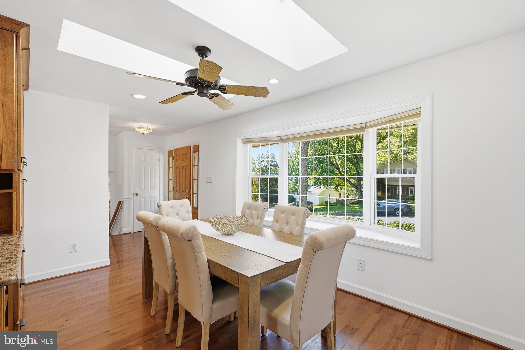 2423 Rocky Branch Road Vienna, VA 22181 - Photo 11 of 46 skylights
