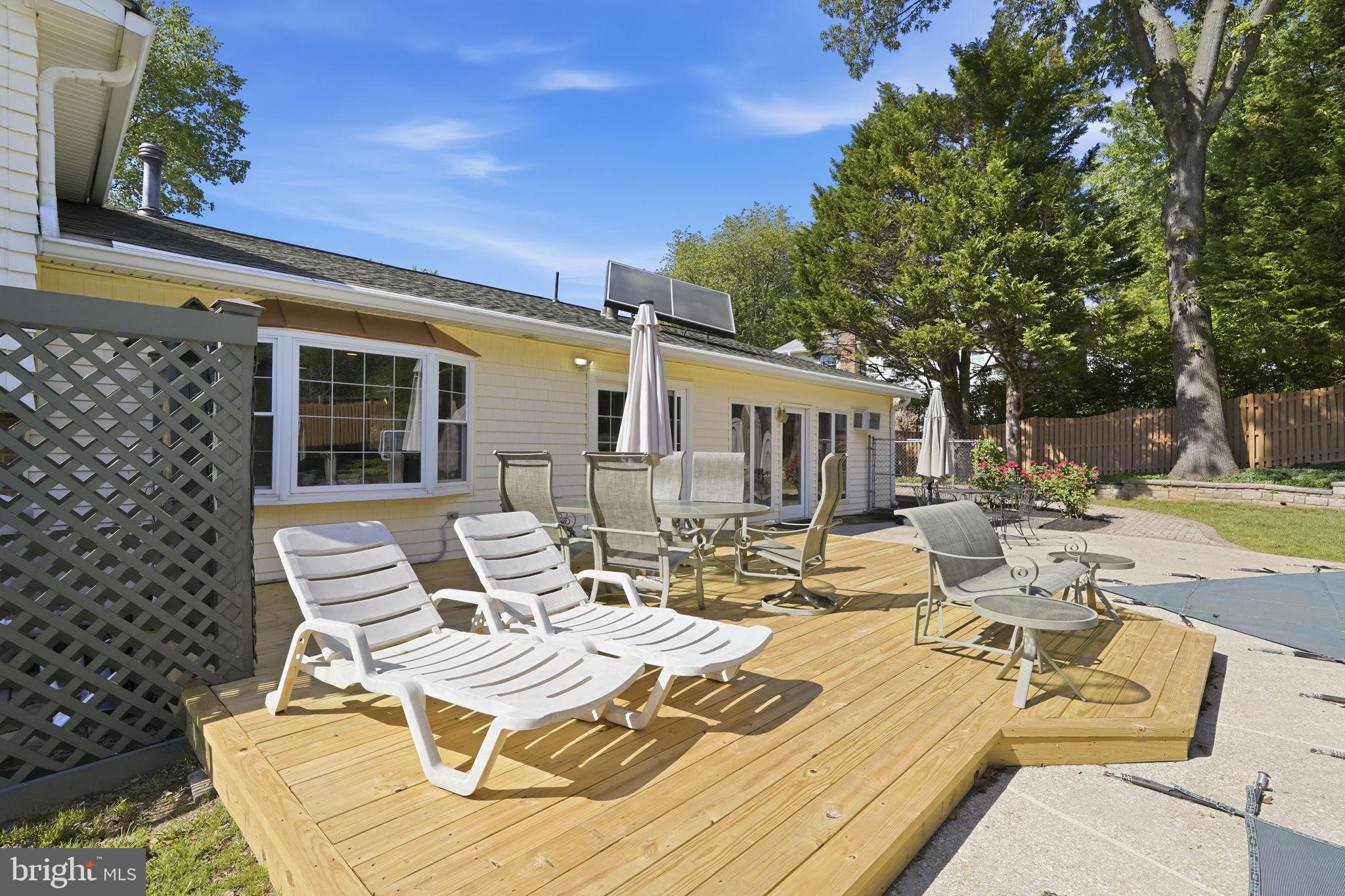 2423 Rocky Branch Road Vienna, VA 22181 - Photo 31 of 46 Brand new deck